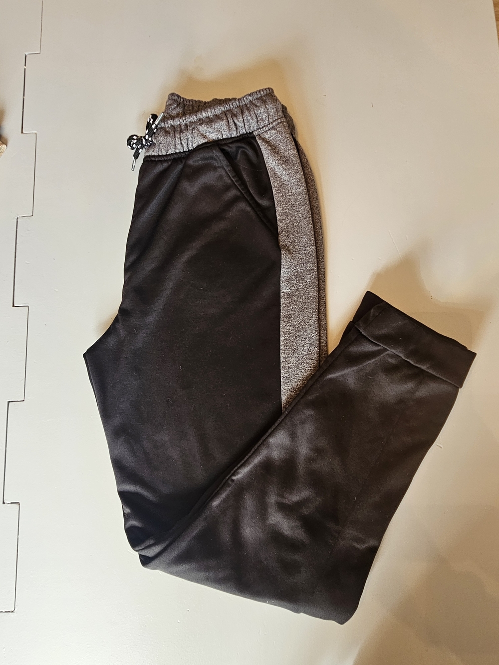 Body Glove Black Joggers with Gray Waistband, Youth 14-16